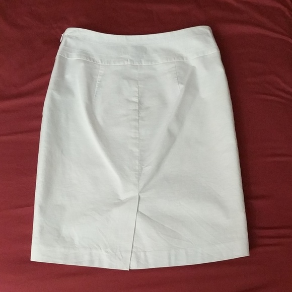 White pencil skirt, The Limited - Picture 2 of 6